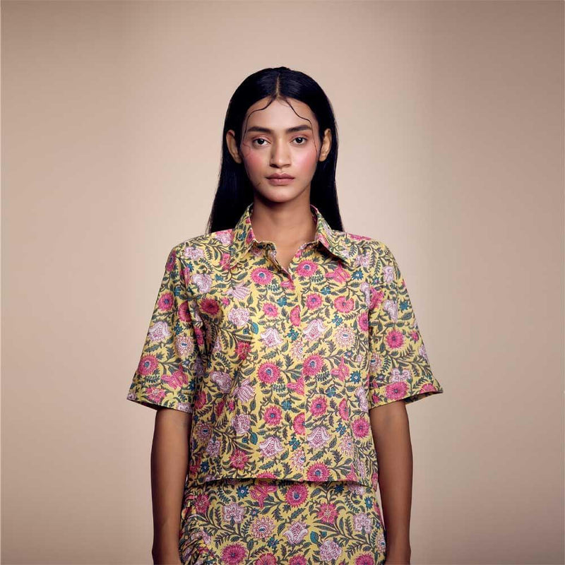 Blossom Burst: Stylish Yellow Floral Crop Shirt in Cotton