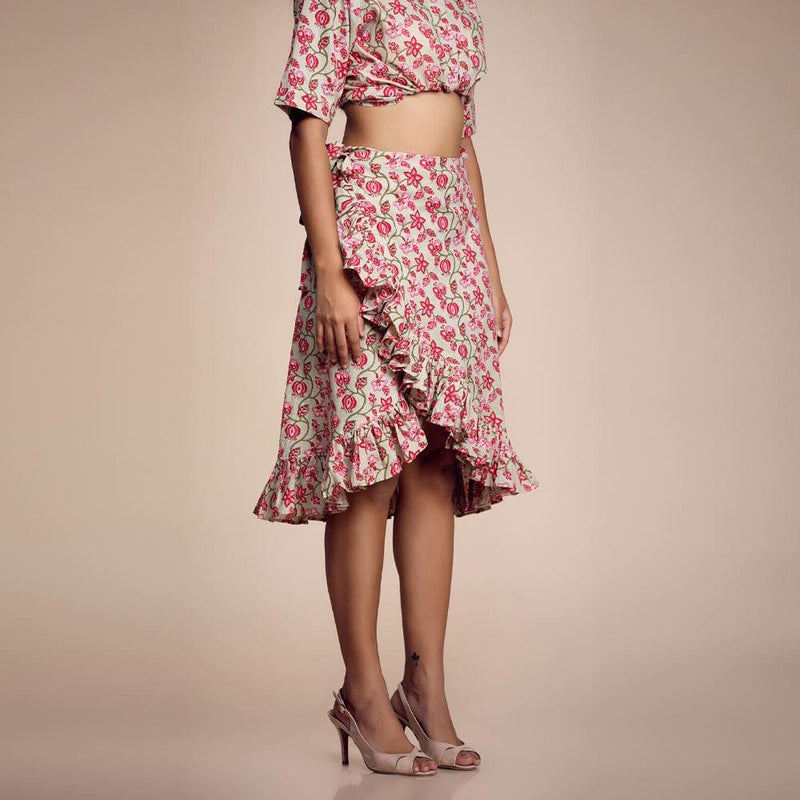 Garden Delight: Red-Green Floral Printed Cotton Skirt for Stylish Flair