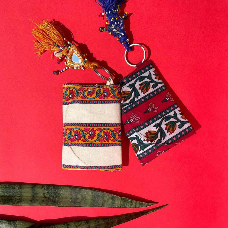 Stripe Mix Easy-to-carry Pouch