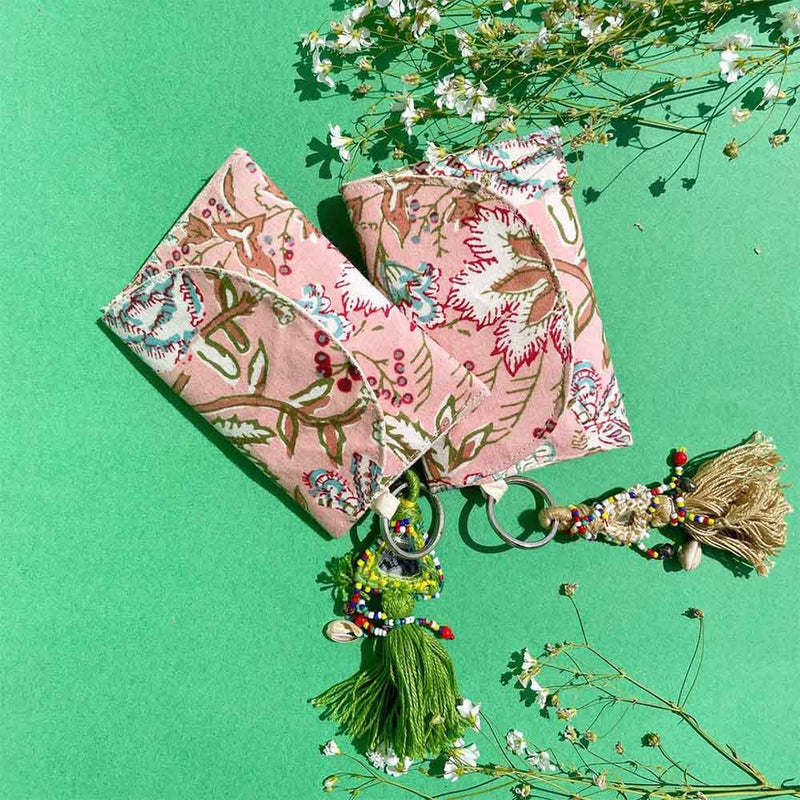 Pink Easy-to-carry Pouch